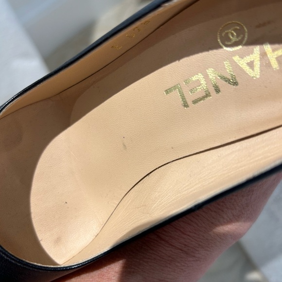 Stunning Chanel Platform Pumps - Picture 14 of 14
